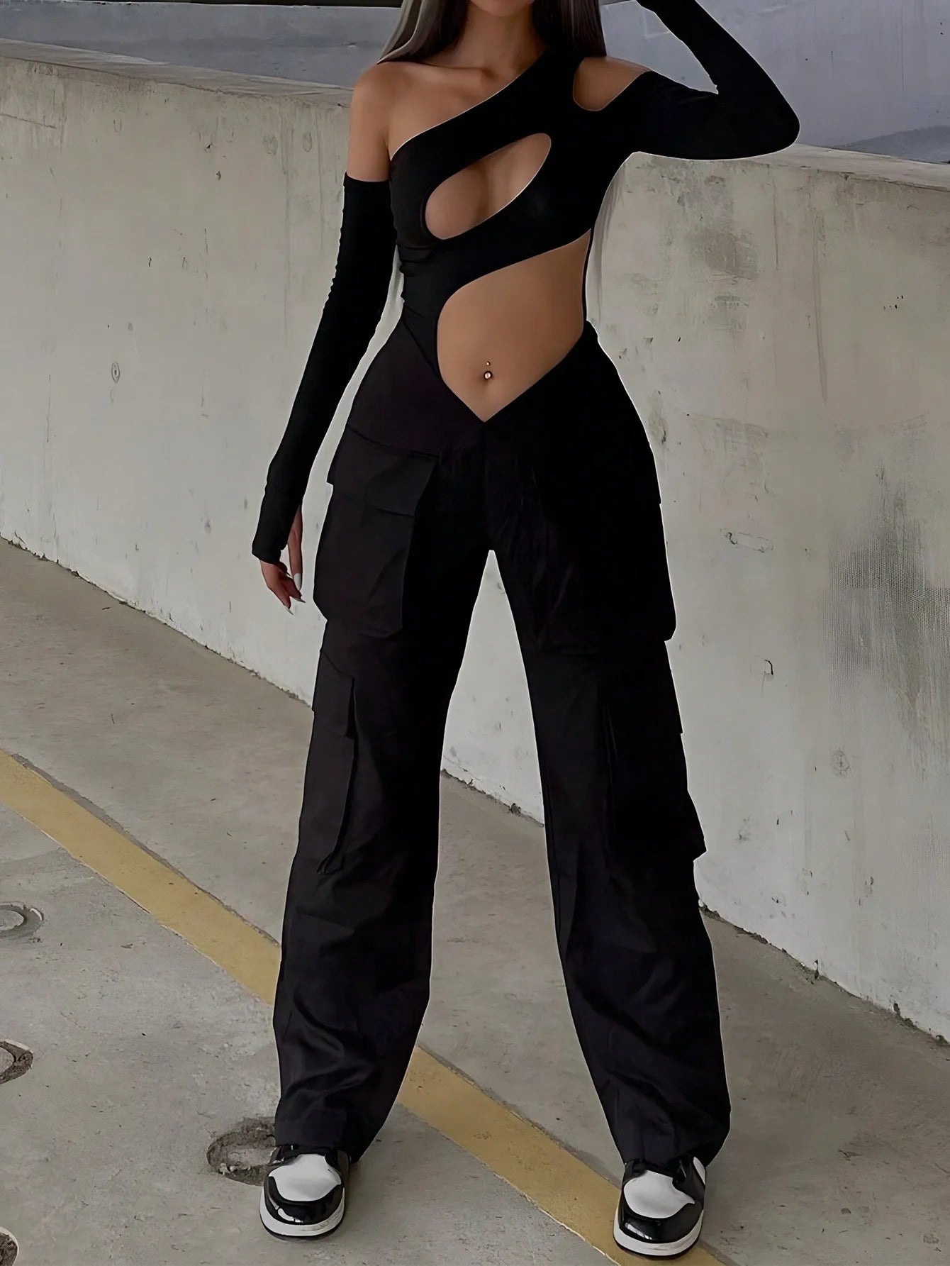 SKYDRIFT Parachute Cargo — V-Waist, Tape & Flap Pockets