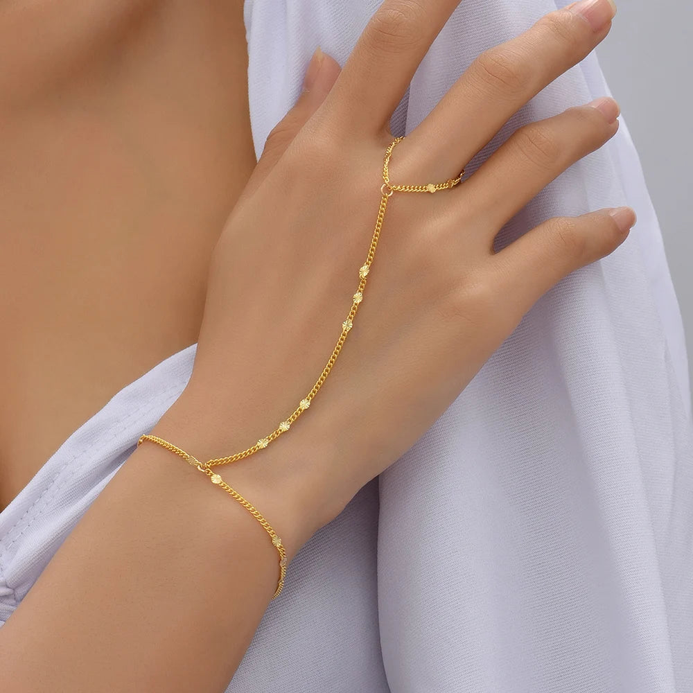 HeartLock Hand Harness – Gold Chain Ring Bracelet with Bold Elegance