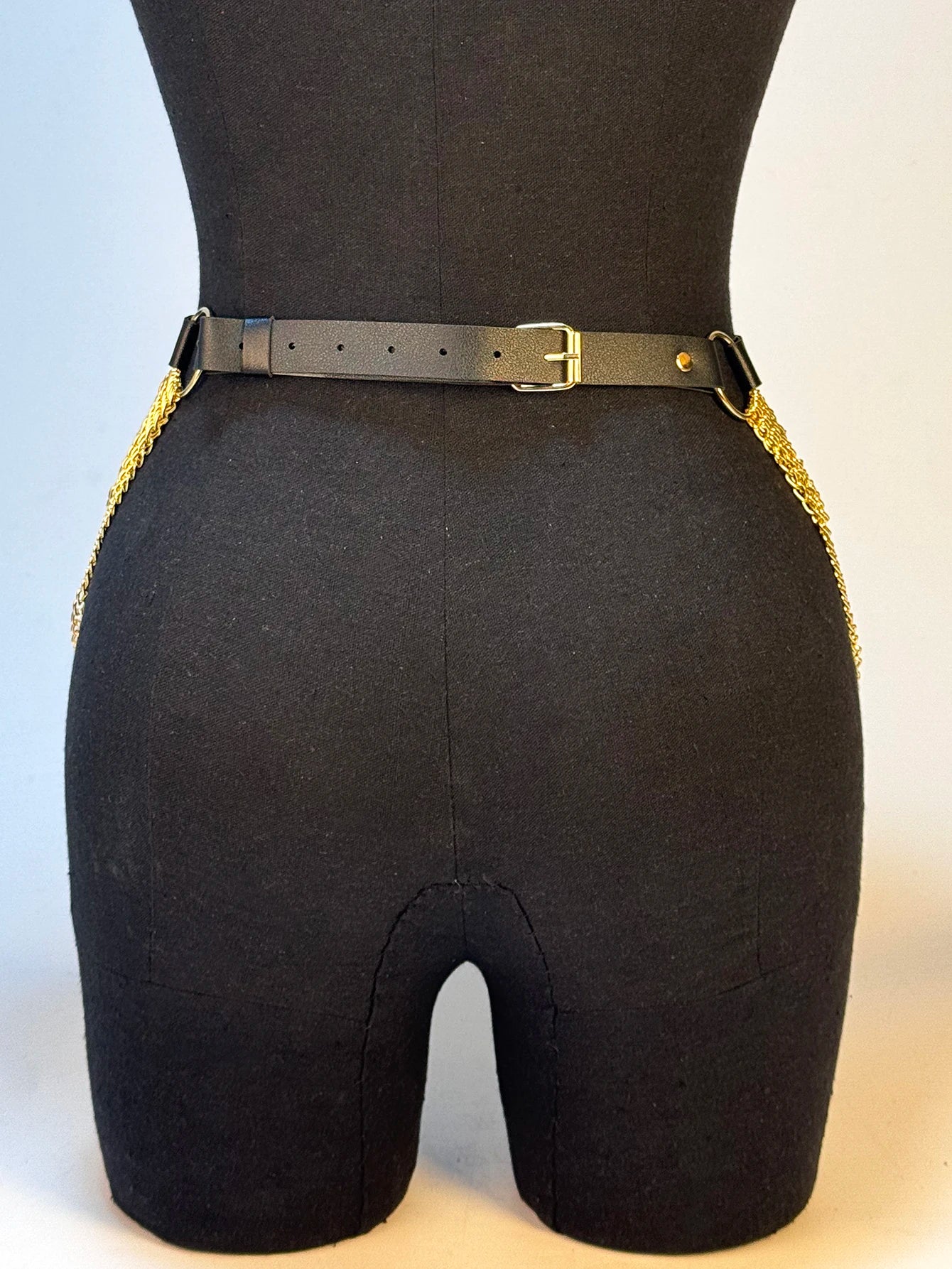 LUSTRA Layered Chain Waist Harness
