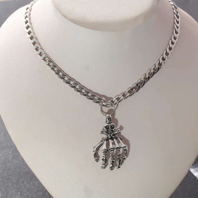 Bone Crypt – Gothic Skull Pendant Necklace Unisex
