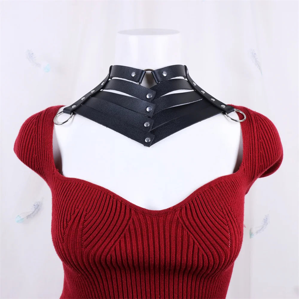 LUSTRA Rivet Leather Choker