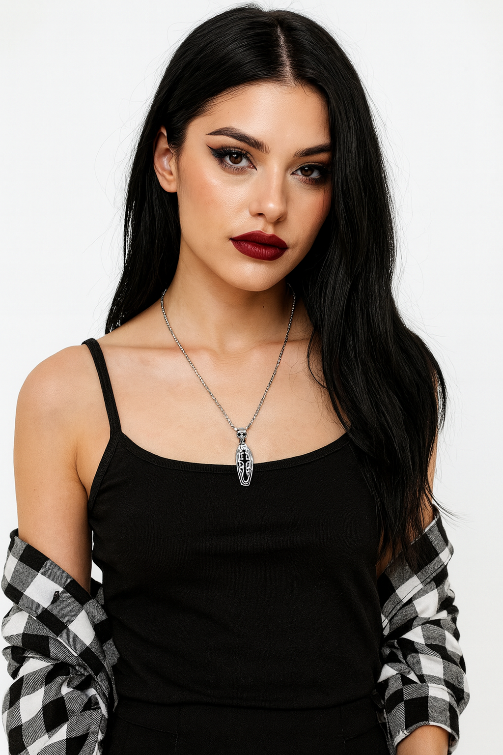 Grave Echo – Vintage Gothic Coffin Skull Pendant Necklace