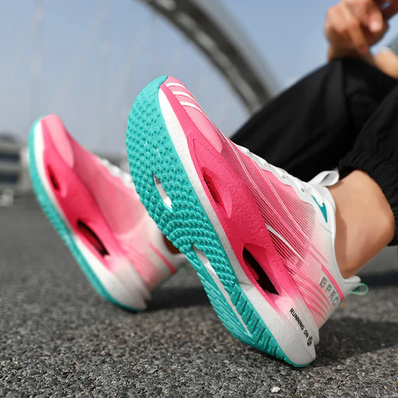 CARBON FLUX Runner — Max Cushion