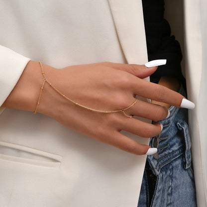 HeartLock Hand Harness – Gold Chain Ring Bracelet with Bold Elegance