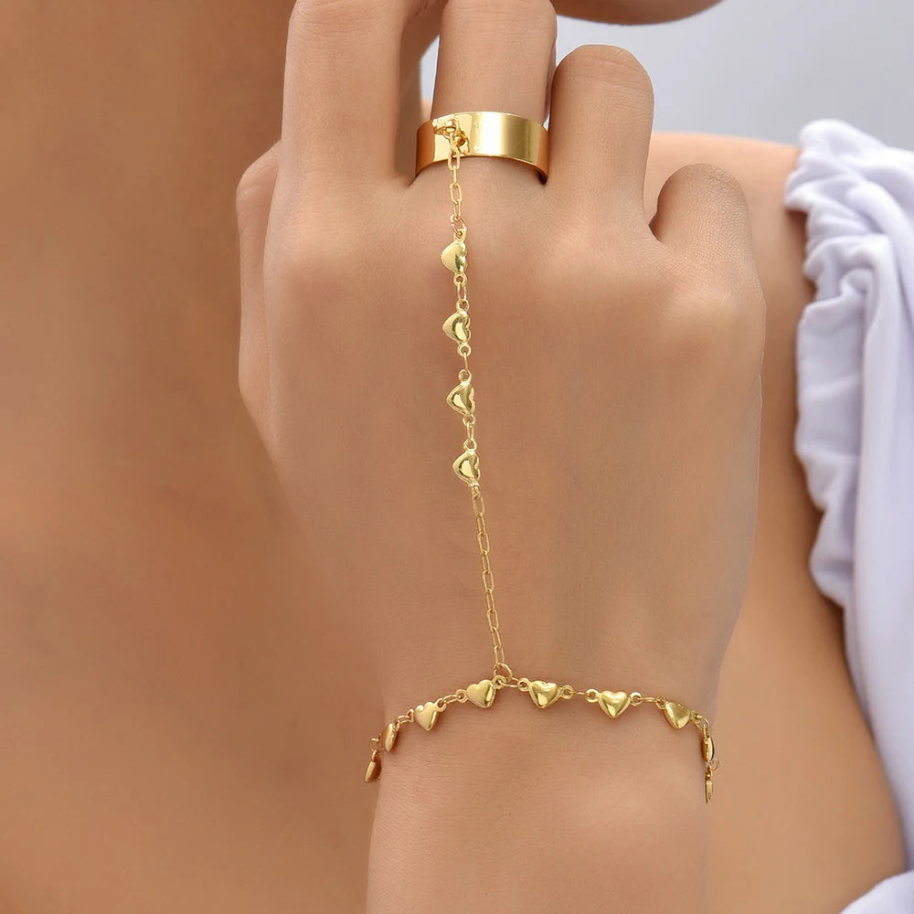 HeartLock Hand Harness – Gold Chain Ring Bracelet with Bold Elegance