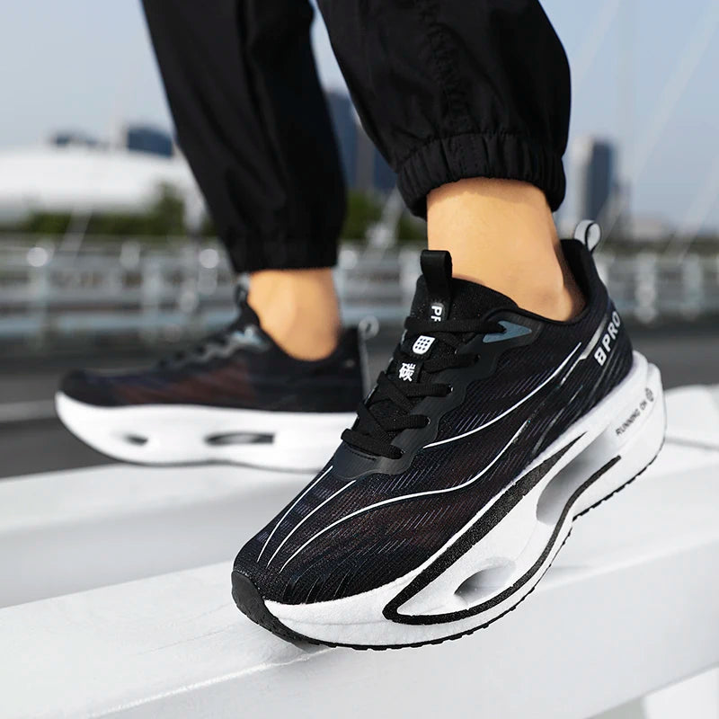 CARBON FLUX Runner — Max Cushion