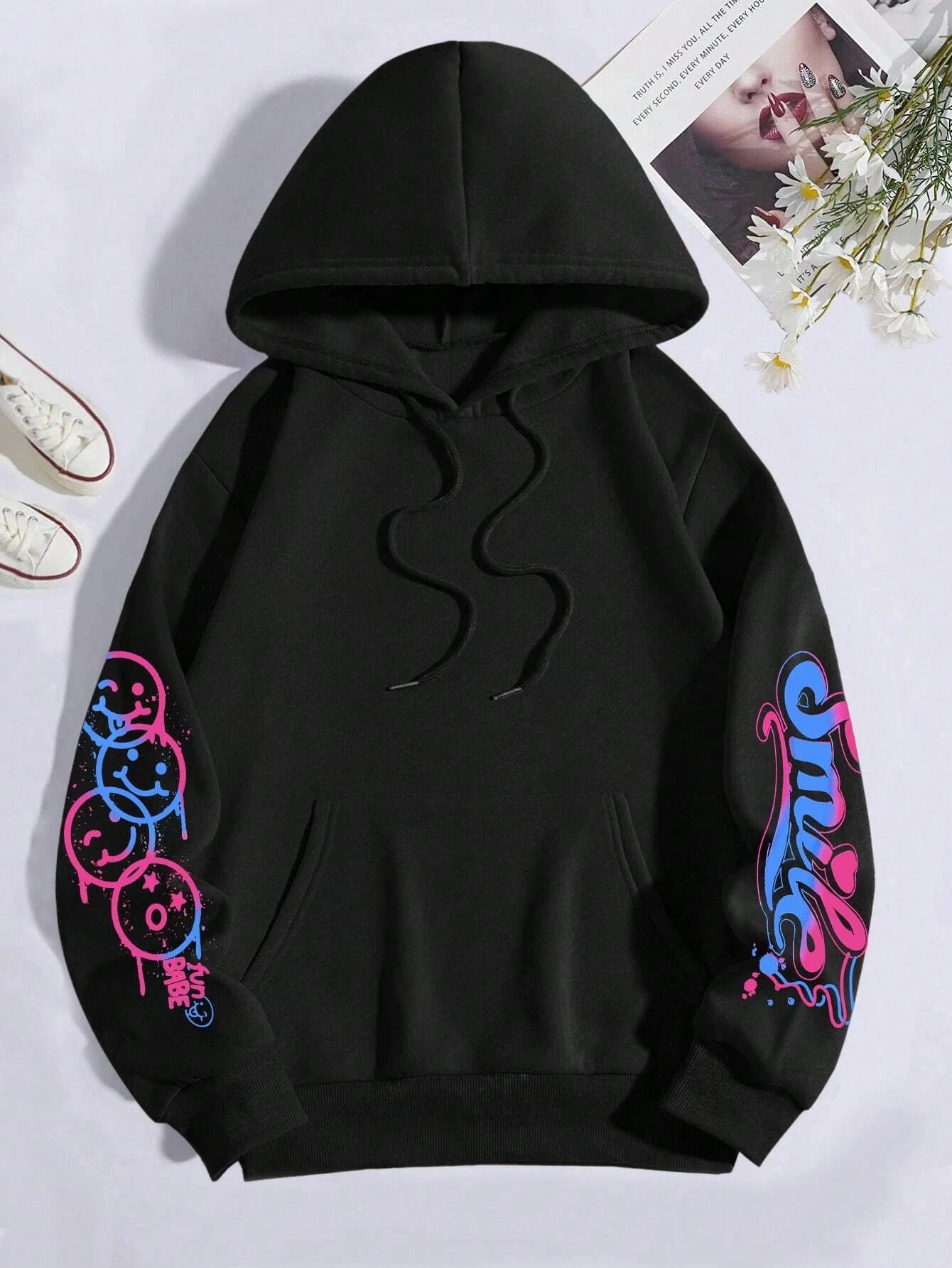 HAPPY//DAY Graffiti Hoodie – Women's Vintage Hip Hop Streetwear