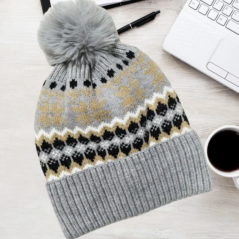 Frostflare – Premium Cashmere Wool Knit Winter Hat